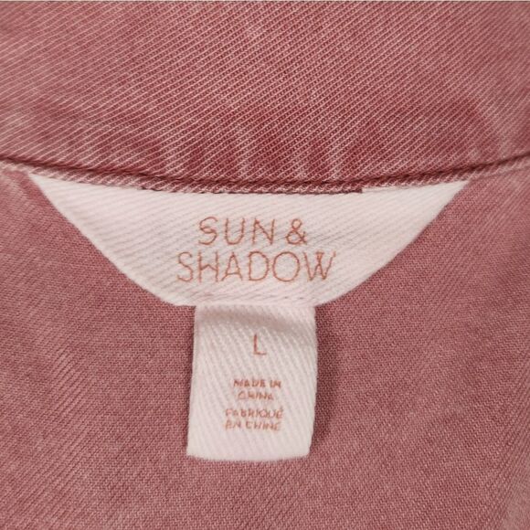 Buttonup Sleeveless Denim Jacket - Picture 7 of 8